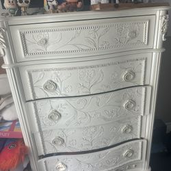 Queen Head Board, Foot Board And Dresser 