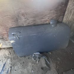 2023 Dodge hellcat redeye widebody SRT have a right and left door