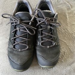 Keen Waterproof Hiking Shoes Women’s 9