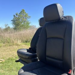 2001-2013 Bmw 5 Series Sears That Can Be Installed In Any Car 