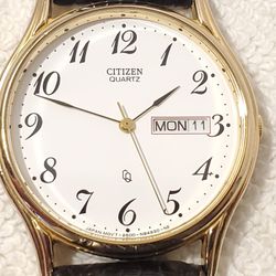 Vintage Citizen CQ Men's Day Date Gold Tone Watch White Dial Black Leather Strap