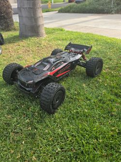 🔥 ARRMA TALION 6S BLX EXB – $700 OBO 🔥