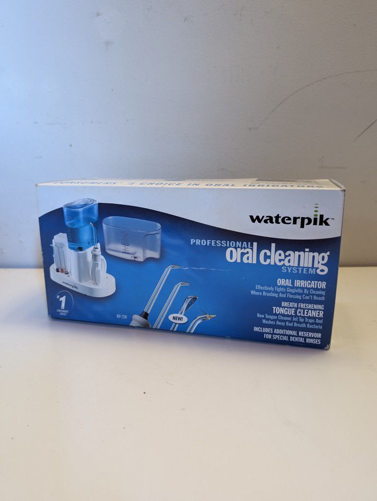 WaterPik Professional Oral Cleaning Oral Irrigator Water Floss(New In Box)