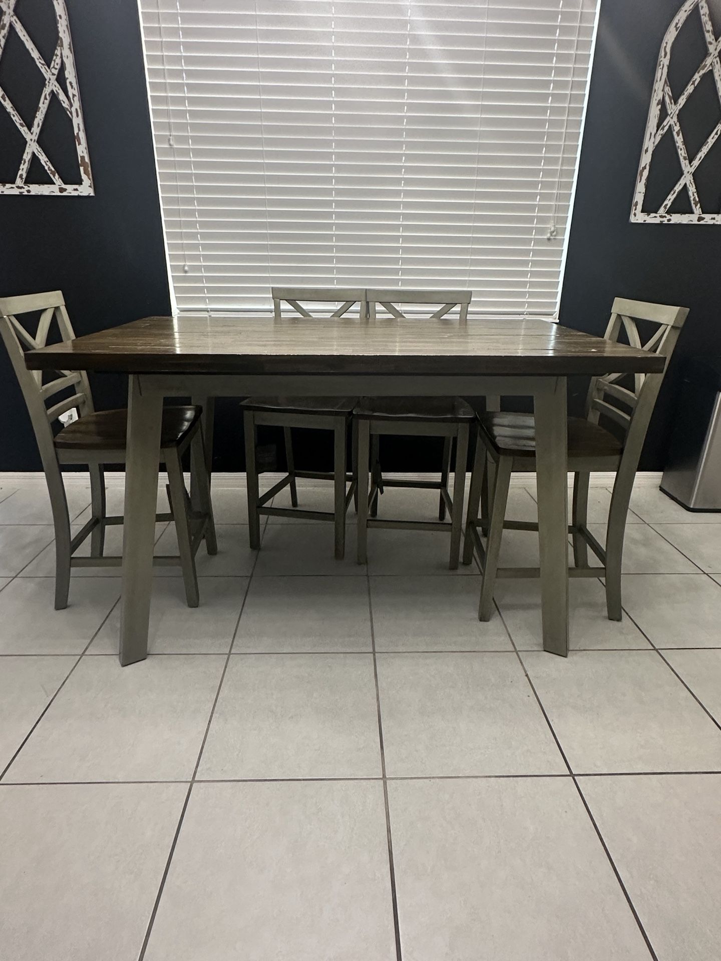 Dining Set 