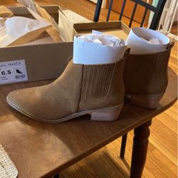 Ladies Boots