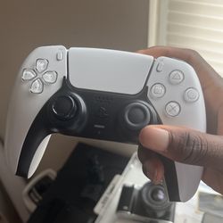 PlayStation 5 Controller (PS5 controller)