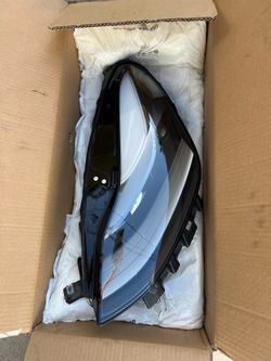 Tesla Model 3 headlight