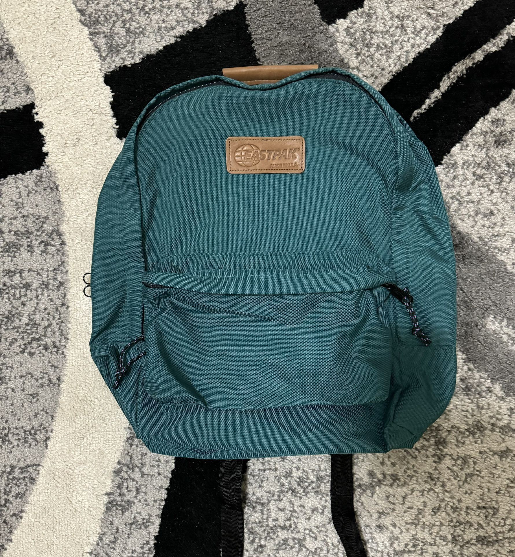 Vintage 1990's Eastpak Green Backpack Made In USA Leather Badge