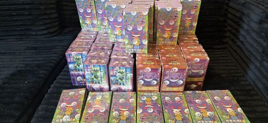 Pokemon boxs