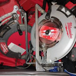 Milwaukee M18/Fuel Circular Saw Set 7/1-4 And A Rear Arm Circle Saw Fuel