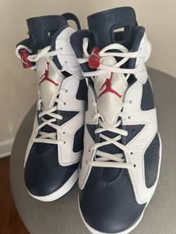 JORDAN 6 size 8.5