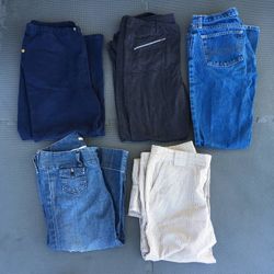 Lot of 7 Assorted Womens Pants Bermuda Shorts Jeans