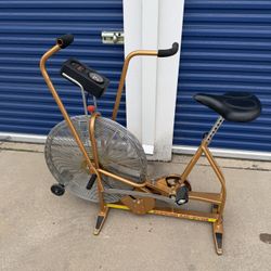 Excellent condition Schwinn Airdyne.  Smooth and quiet.  Can deliver / install 