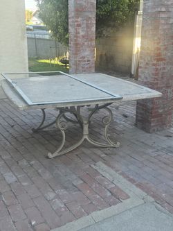 Free Lawn picnic table