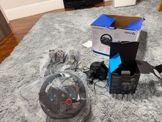 Logitech G29 Driving Force Racing Wheel