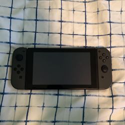 Nintendo Switch (CONSOLE)