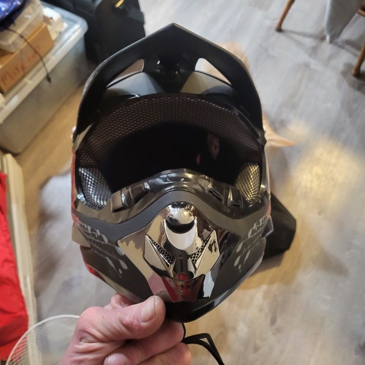 WLT 125 Motocross Helmet