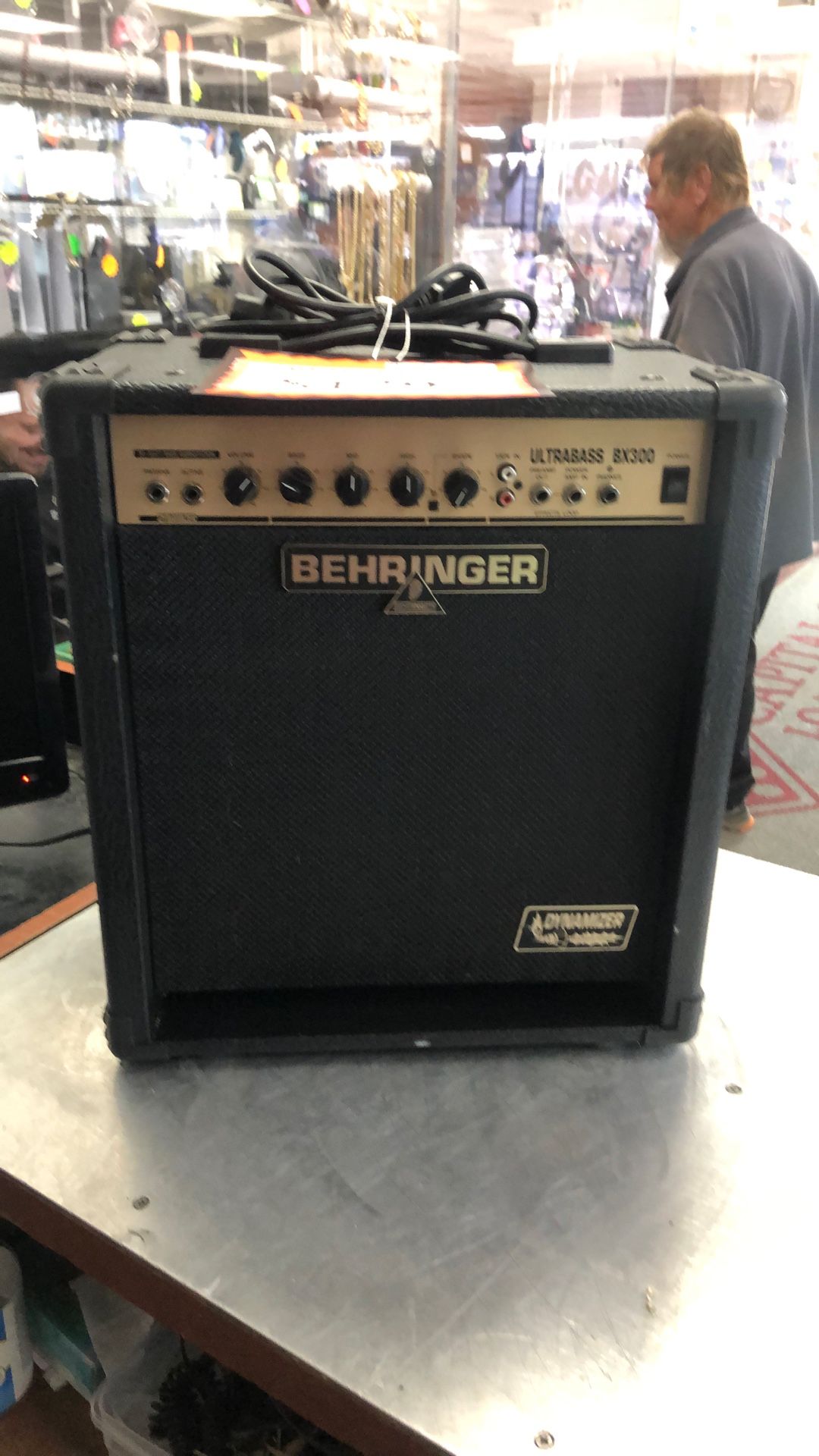 1003 Behringer BX300 120v 30watt 10” Bass Combo Amp W/ Power Cord 526207