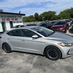 2018 Hyundai Elantra