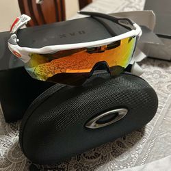 Brand new Oakleys Sunglasses 