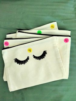 MAKE UP BAGS