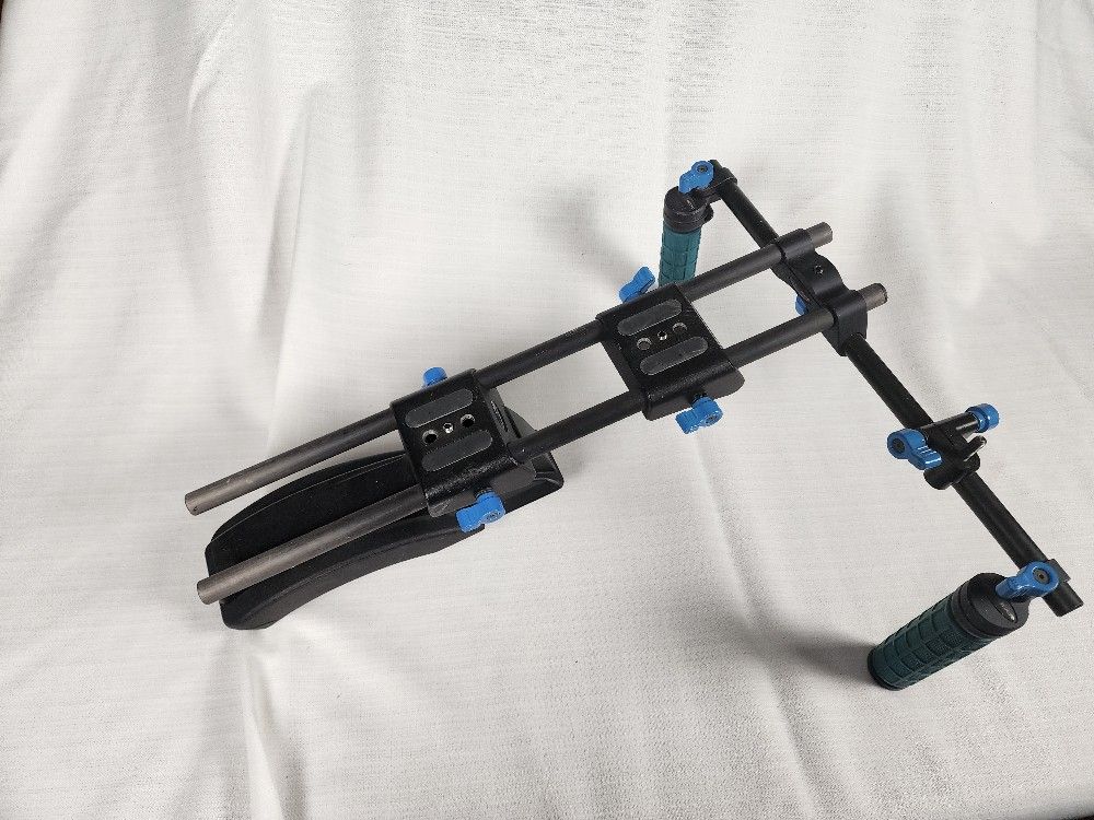 Redrock Micro DSLR Shoulders Mount Rig 