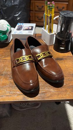 Men’s brown shoes