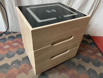 Blonde 3-Drawer Closed Nightstand w/ Wireless Charging Top