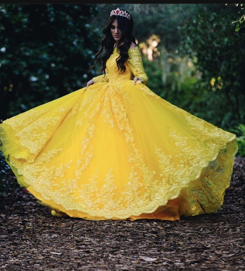 Stunning Yellow Dress !! Quinceanera princess dress