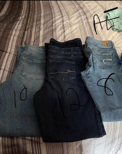 Woman’s jeans 8,12,10