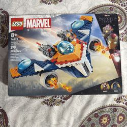 Marvel Infinity Saga Rocket’s War Bird vs. Ronan