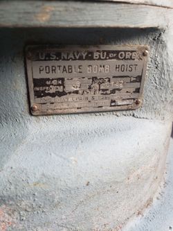 US Navy Hoist