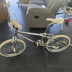 1987 Mongoose Decade