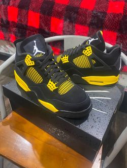Yellow Thunders 4s