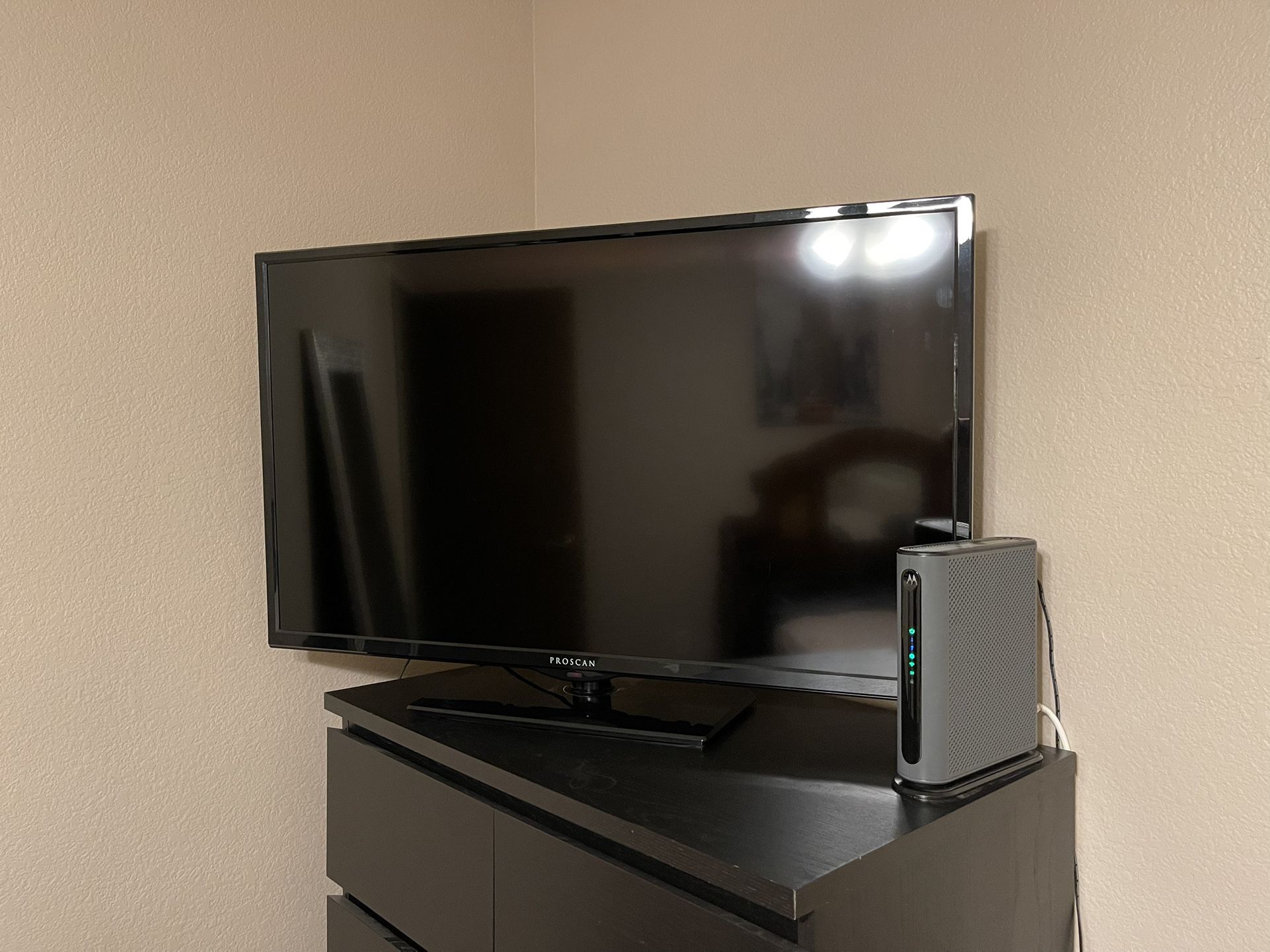 40” Proscan LCD TV