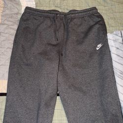 Brand New Nike Sweatpants - Size LARGE
