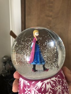 Disney Frozen snow globe