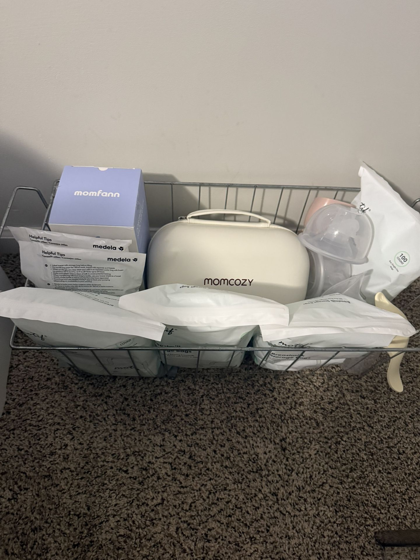 Momcozy & Medela Breast Pumps + Accessories (All-In-One Bundle)