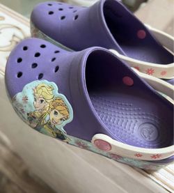 Crocs Frozen Size 12C