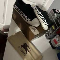 Burberry Men’s shoes 