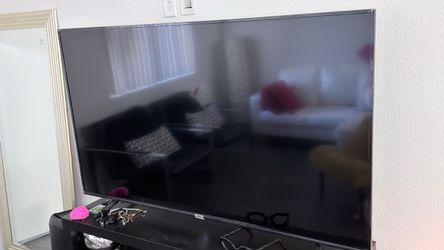 LCD 65 4K ROKU SMART
