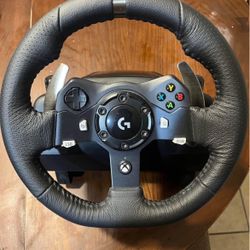 Logitech G920 Steering Wheel And Pedals