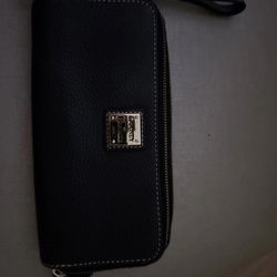 Dooney & Bourke Large Zip Around Wristlet Wallet Pebble Grain