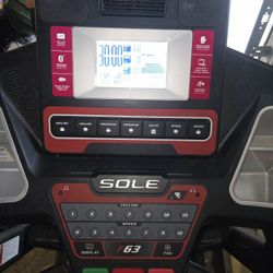 Sole F63 Treadmill 