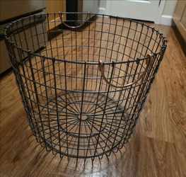 Large Wire Basket