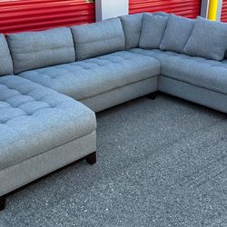 CINDY CRAWFORD BLUISH GRAY LARGE SECTIONAL COUCH IN GREAT CONDITION - DELIVERY AVAILABLE 🚚
