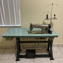 JUKI INDUSTRIAL SEWING MACHINE