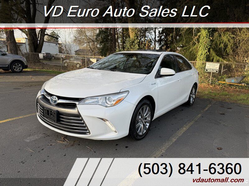 2015 Toyota Camry Hybrid LE