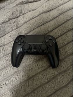 PlayStation 5 controller