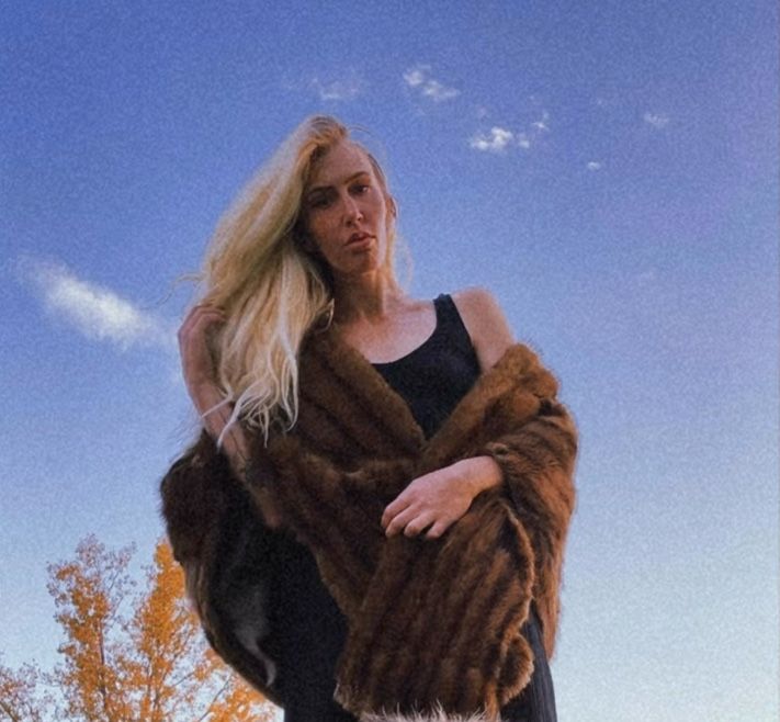 Luxury Fur Shawl In Brown